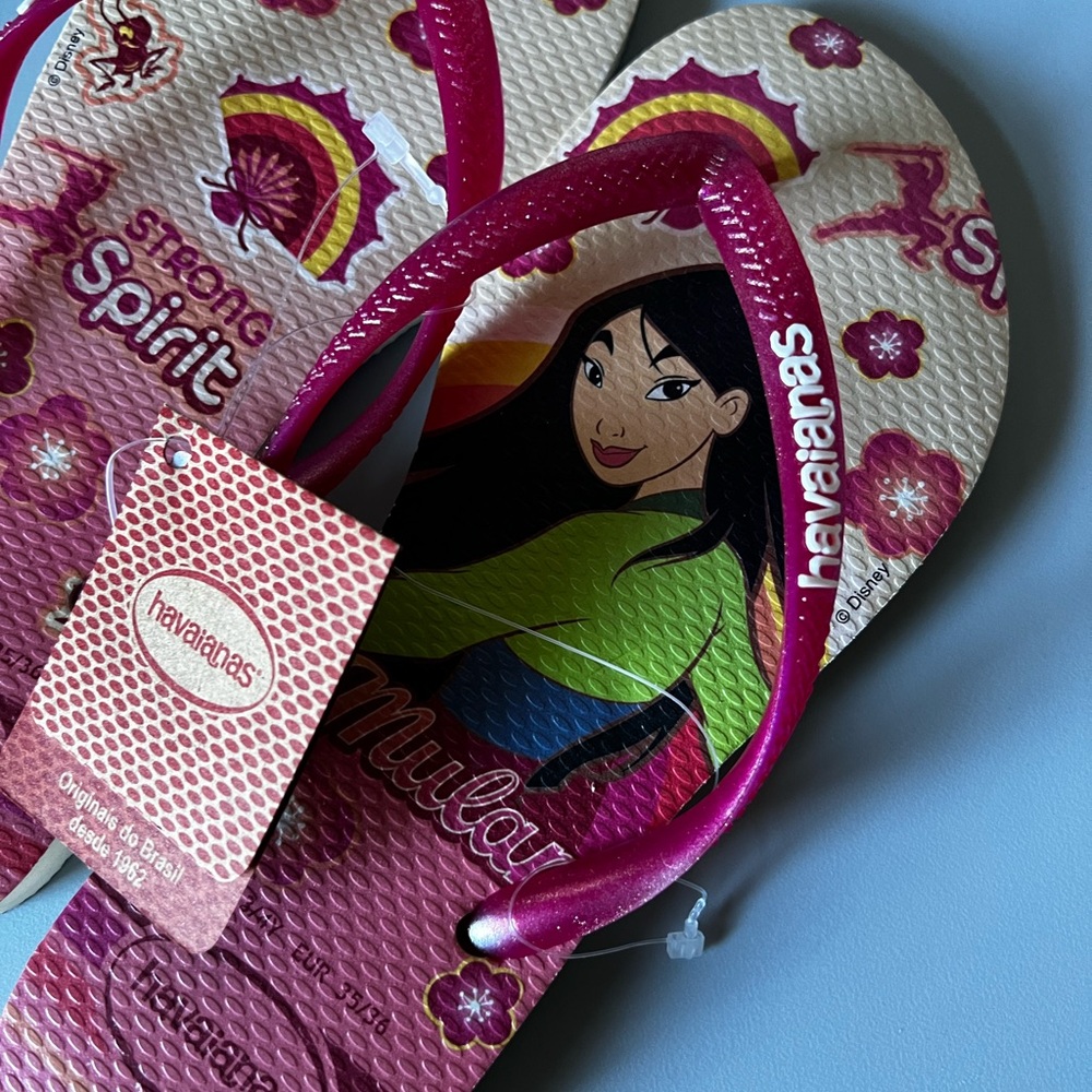 3-4 Havaianas MULAN Disney Princess Pink Thong Flip-Flops Sandals youth NEW tags